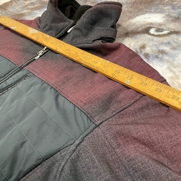 Champion Jacket - Picture 13 of 15